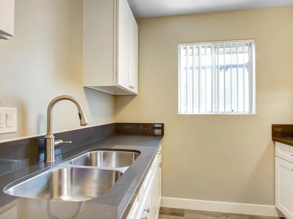 4528 Hazeltine Ave, Sherman Oaks, CA 91423