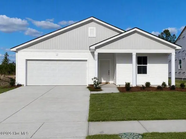 710 Tahoe Ridge Drive SE, Leland, NC 28451