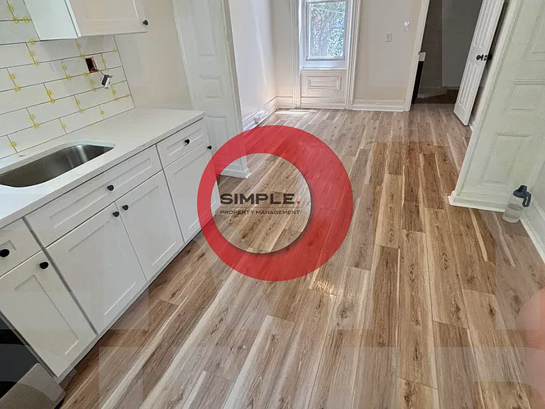434 Woodward St — Photo 2