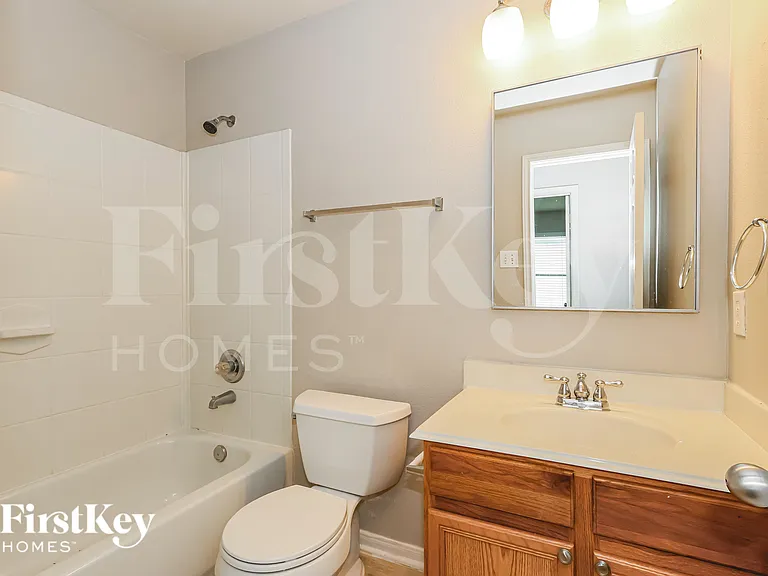 29311 Legends Hill Dr — Photo 17