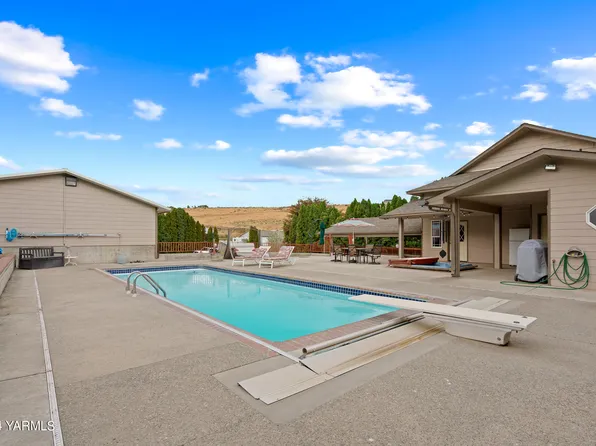 15172 Cottonwood Canyon Rd, Yakima, WA 98908