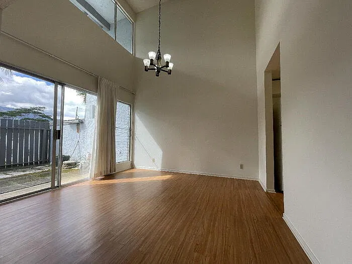 3 bed, 2.5 bath, $3,495 — Photo 3
