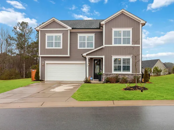 104 Davinhall Dr, Fuquay Varina, NC 27526