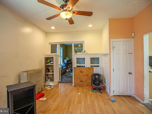 4th image of 5006 38th Ave
