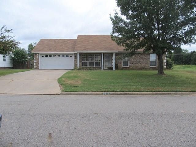 1st image of 2302 Cloudbridge Dr