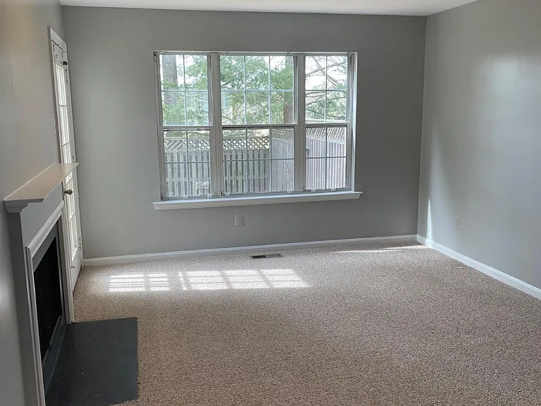 6 Marketree Ct — Photo 32