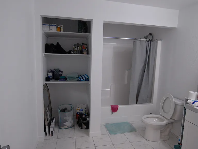 822 Oak St N — Photo 5