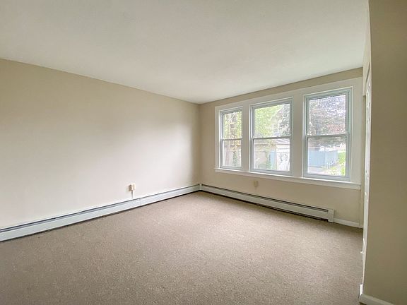 4th image of 37-39 Dorothy St #39A1