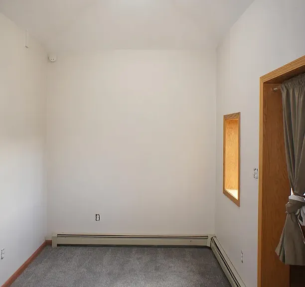 605 W Rollinsville St — Photo 8