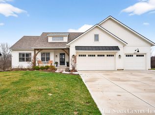 4871 Honeycrisp Dr, Rockford, MI 49341