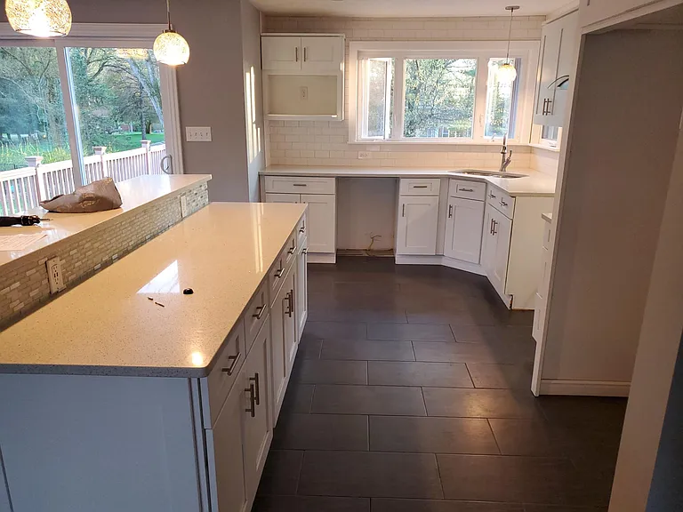 4697 Tomer Dr — Photo 3