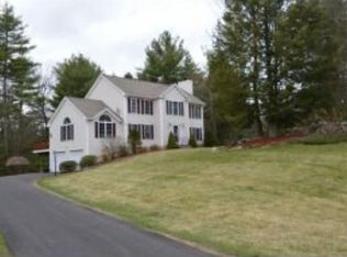 15 Preserve Dr, Londonderry, NH 03053