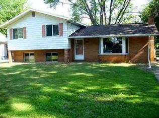 210 Huggins Rd, Michigan Center, MI 49254