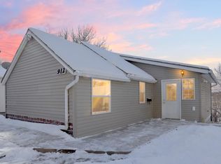 912 S 6th St, Brainerd, MN 56401