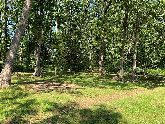 4th image of 805 Oakbrook Dr