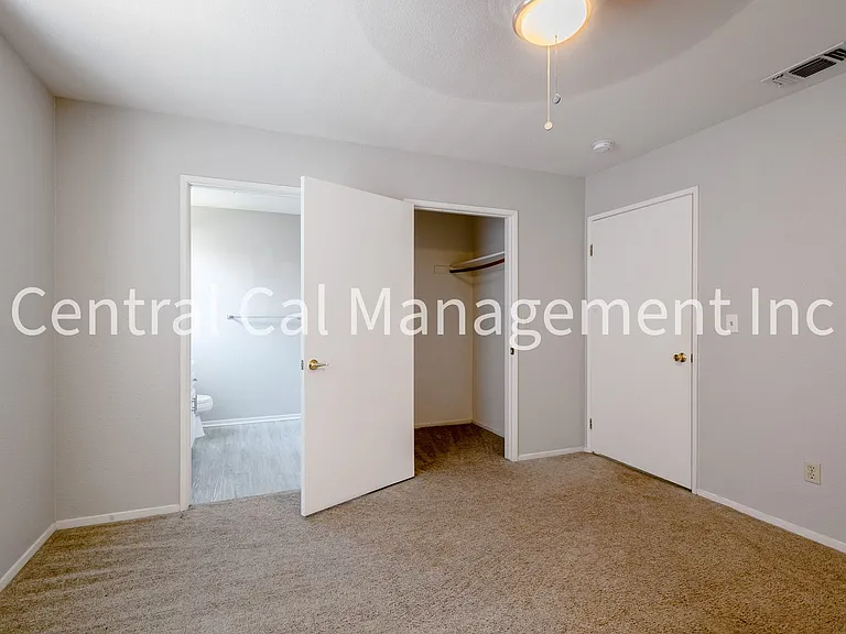 3118 Brookside Dr — Photo 27