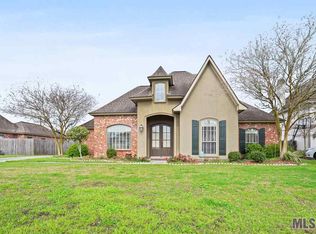 39358 Lakeland Ave, Prairieville, LA 70769