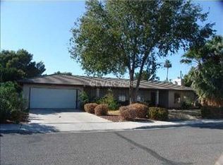 3821 Topaz St, Las Vegas, NV 89121