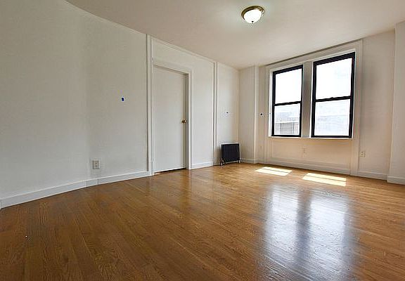 5th image of 50 Vermilyea Ave #25
