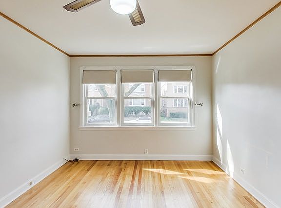 4th image of 2846 W Summerdale Ave