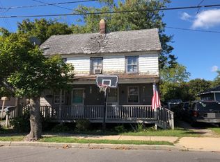 212 Wood St, Tuckerton, NJ 08087
