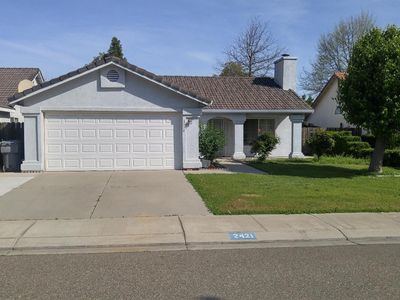 2421 Garden Oak Dr, Riverbank, CA, 95367