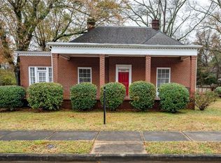 500 College St, Calhoun, GA 30701