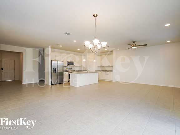 5th image of 1573 Isleta Loop