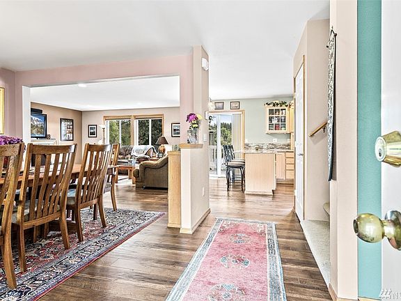 3rd image of 1638 Timberlake Ct SE