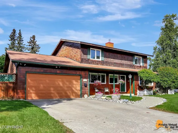 2526 Arlington Dr, Anchorage, AK 99517