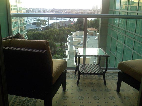 2nd image of 13700 Marina Pointe Dr Unit 915
