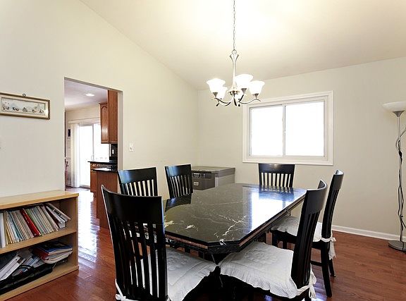 5th image of 1296 W New Britton Dr