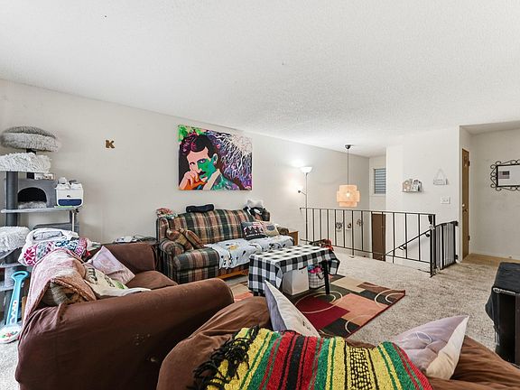 4th image of 509 Whispering Ln