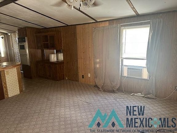 3rd image of 704 Jason St