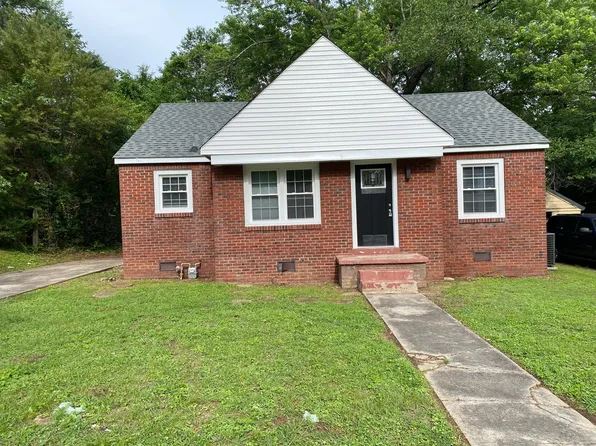 105 Northside Dr, Jackson, TN 38301