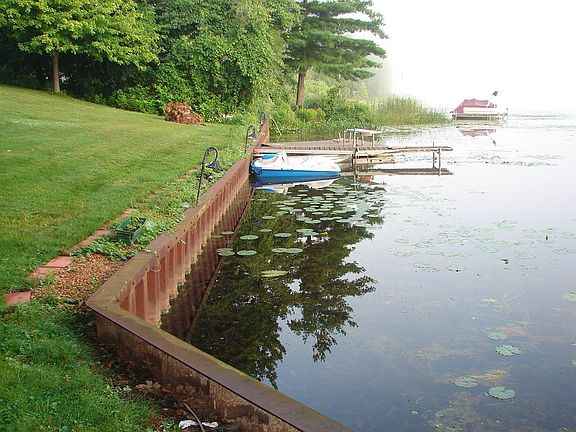 111' Steel sea wall