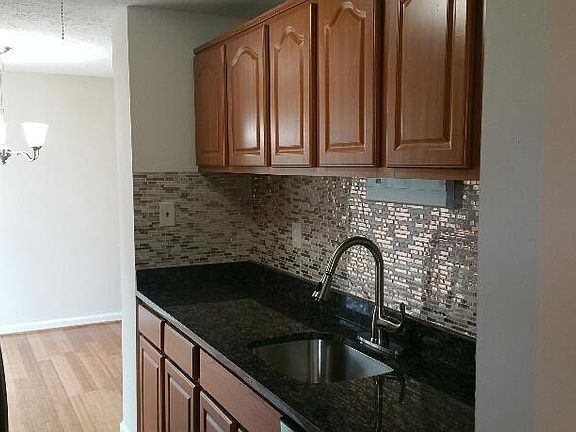 2nd image of 415 Pritchard Ln