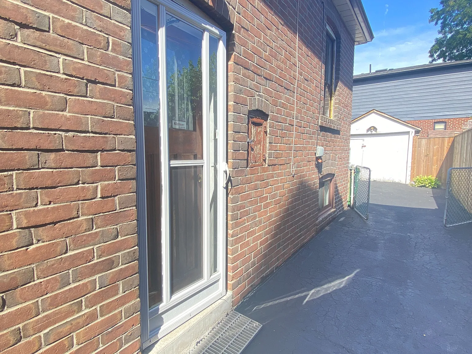 2 bed, $2,000 — Photo 2