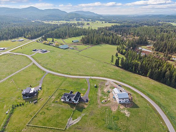 4th image of 196 River Ranch Rd