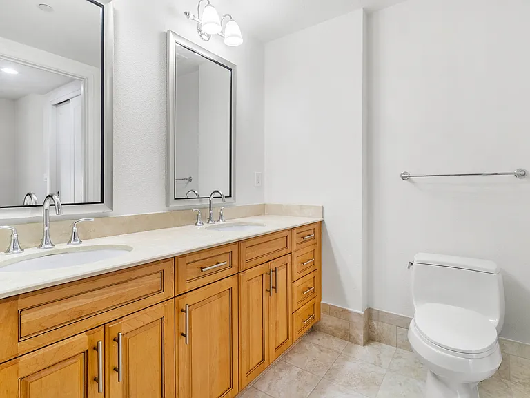331 Cleveland St #315 — Photo 11