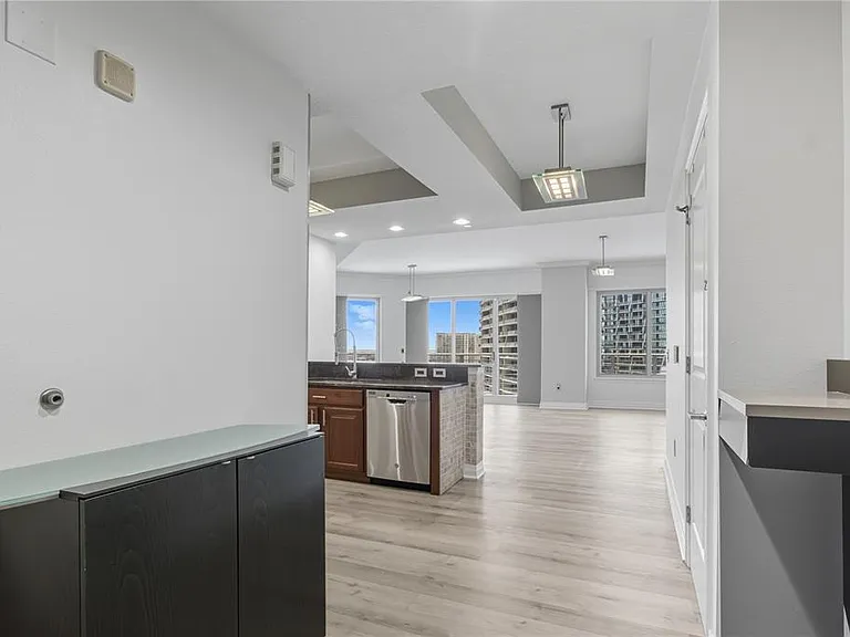 449 S 12th St #1504 — Photo 30