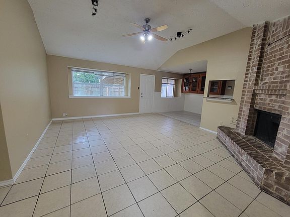 4th image of 1739 Jo Ann Ln
