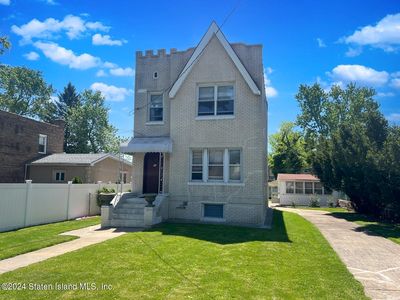 22 Liberty Ave, Staten Island, NY, 10304