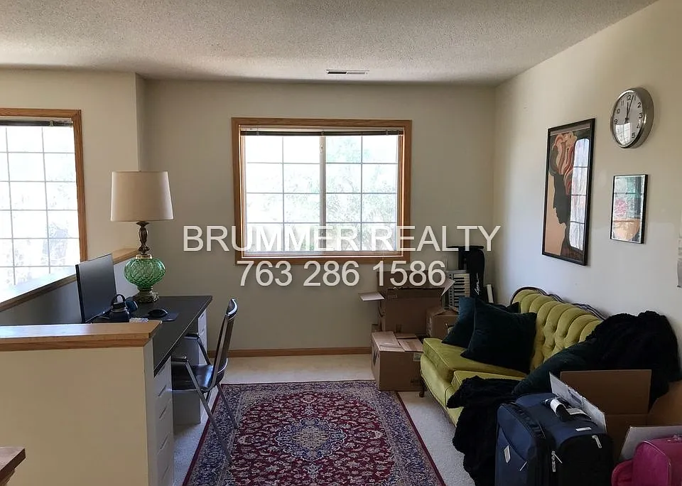 2 bed, $2,000 — Photo 3