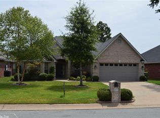 127 Sancerre Dr, Maumelle, AR 72113