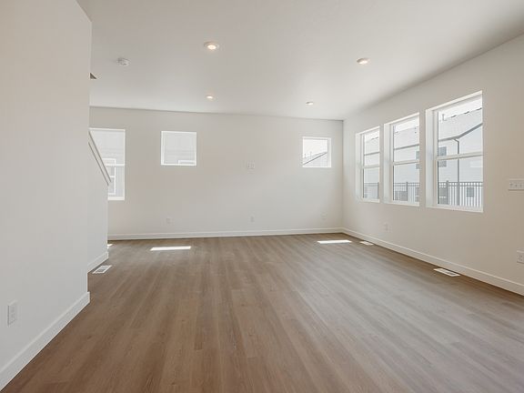 4th image of 3633 N Eagle Dr #312