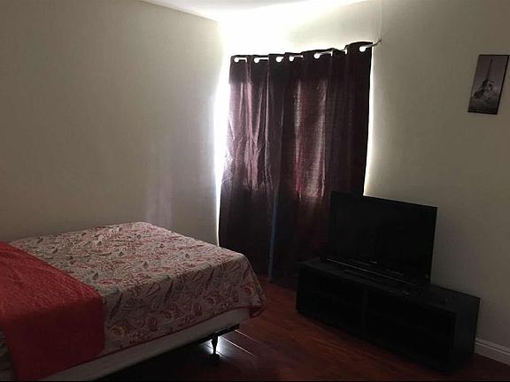 2nd image of 2842 Doolittle Ave