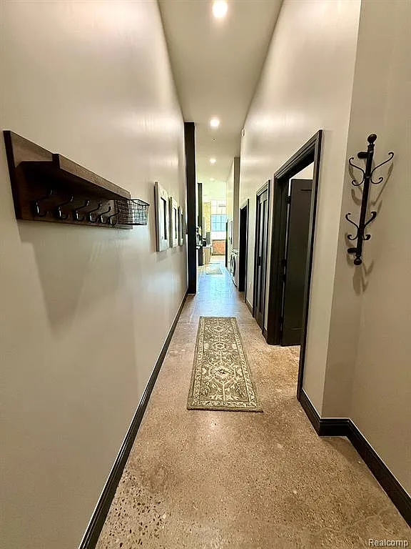 2 bed, 1.0 bath, 1200 sqft, $2,500 — Photo 3