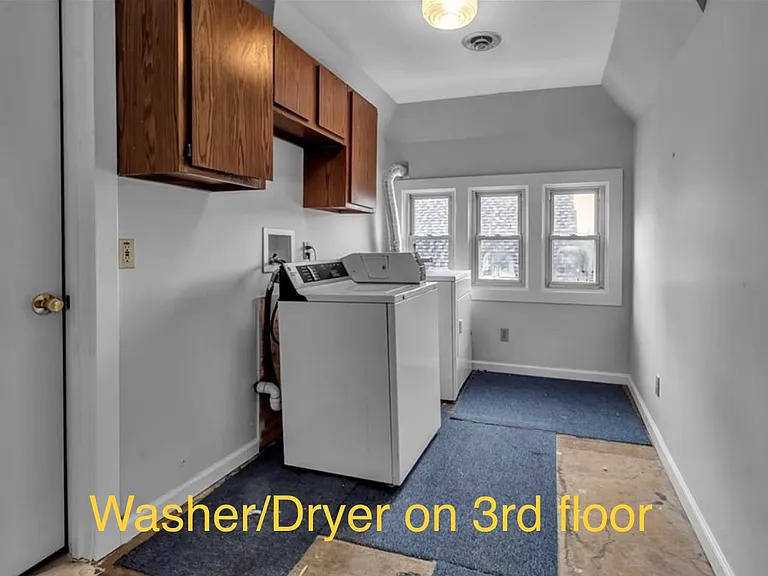 584 Elmwood Ave #2 — Photo 12