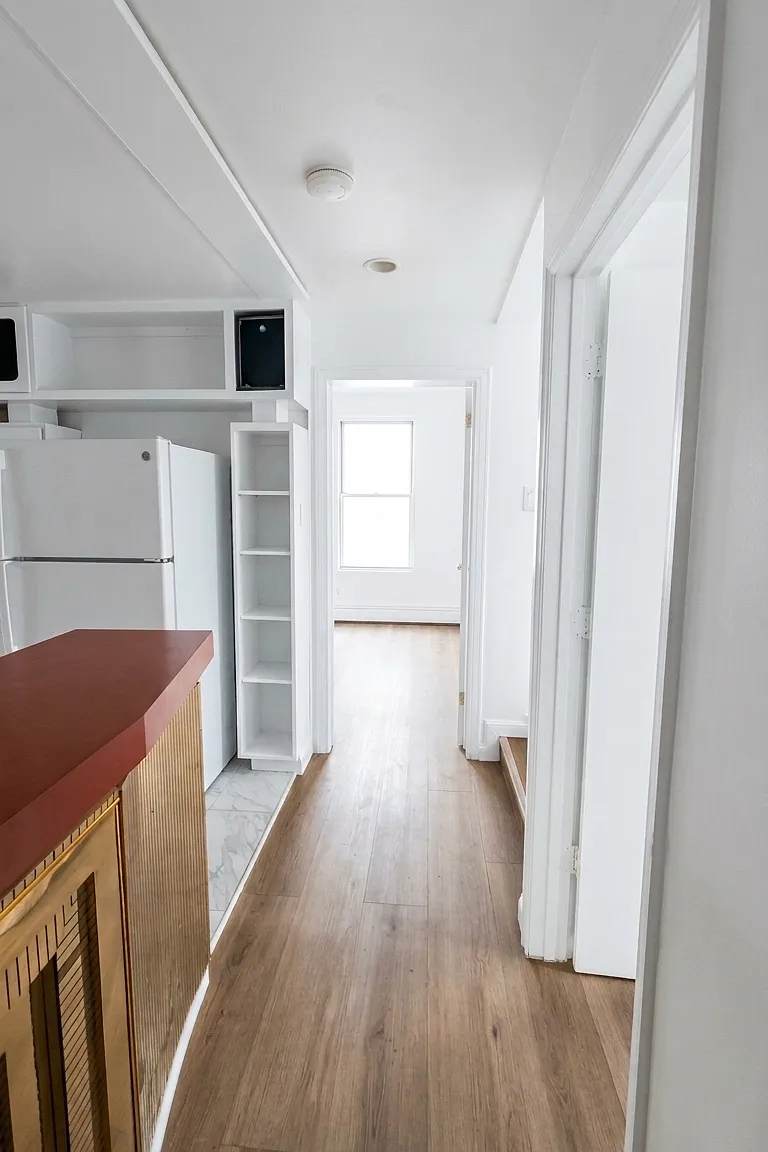 3 bed, $3,500 — Photo 4